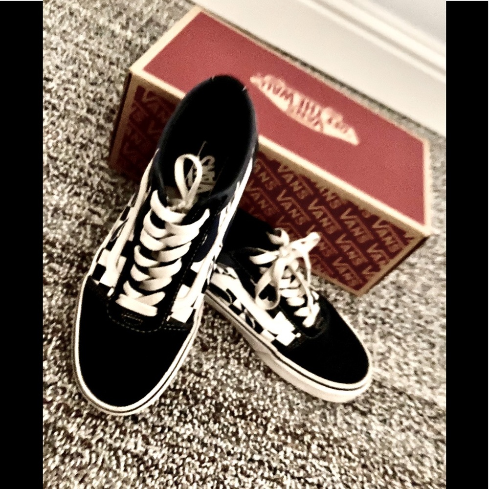 Like New Navy Blue Checkered Vans